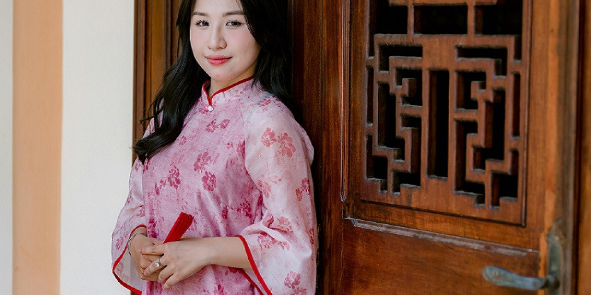 A Complete Guide to Choosing the Perfect Shawl Design