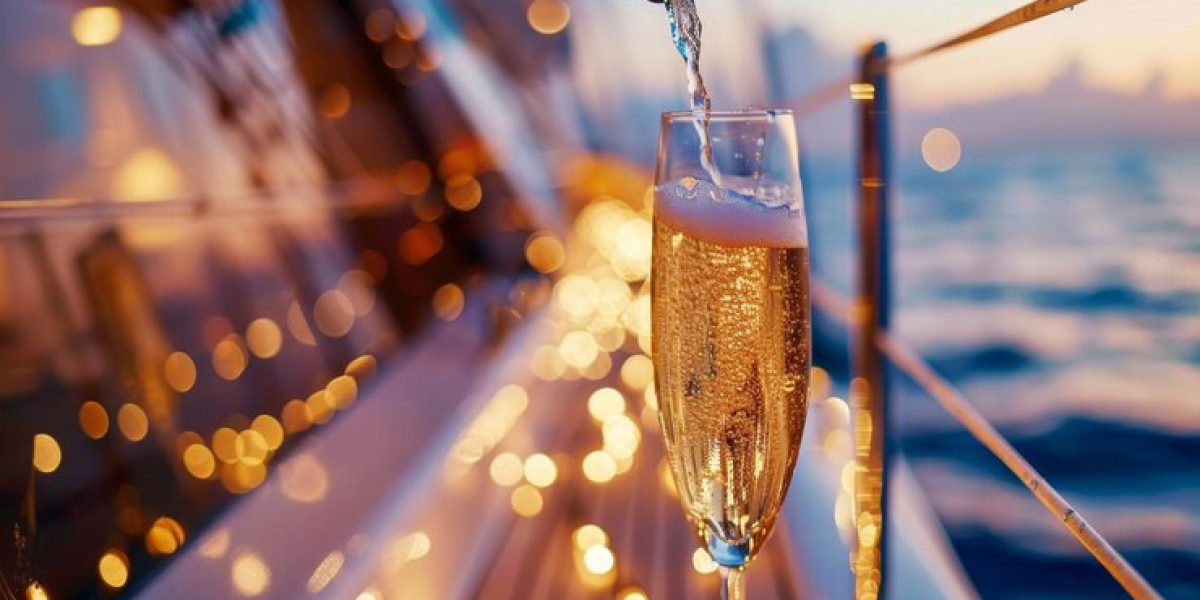 Your Ultimate Guide to a New Year Cruise Dubai Experience