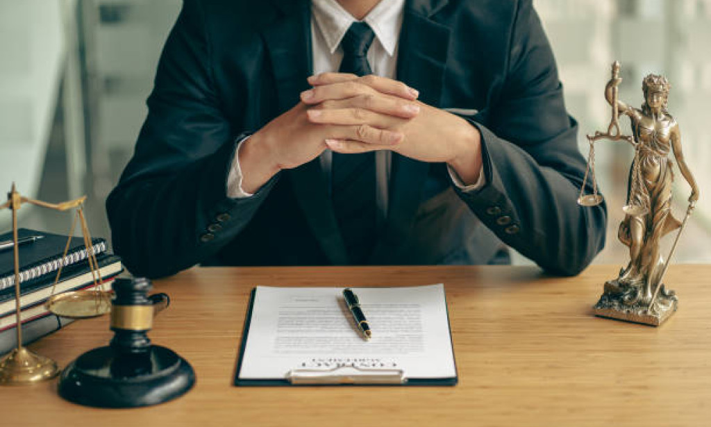 What Happens in a Consultation With a Criminal Lawyer in Singapore?