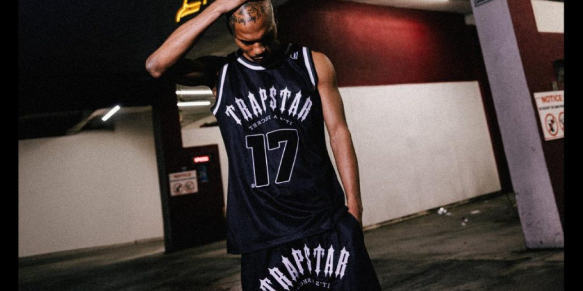 Trapstar Kurtka: The Ultimate Fusion of Streetwear Style and Functionality