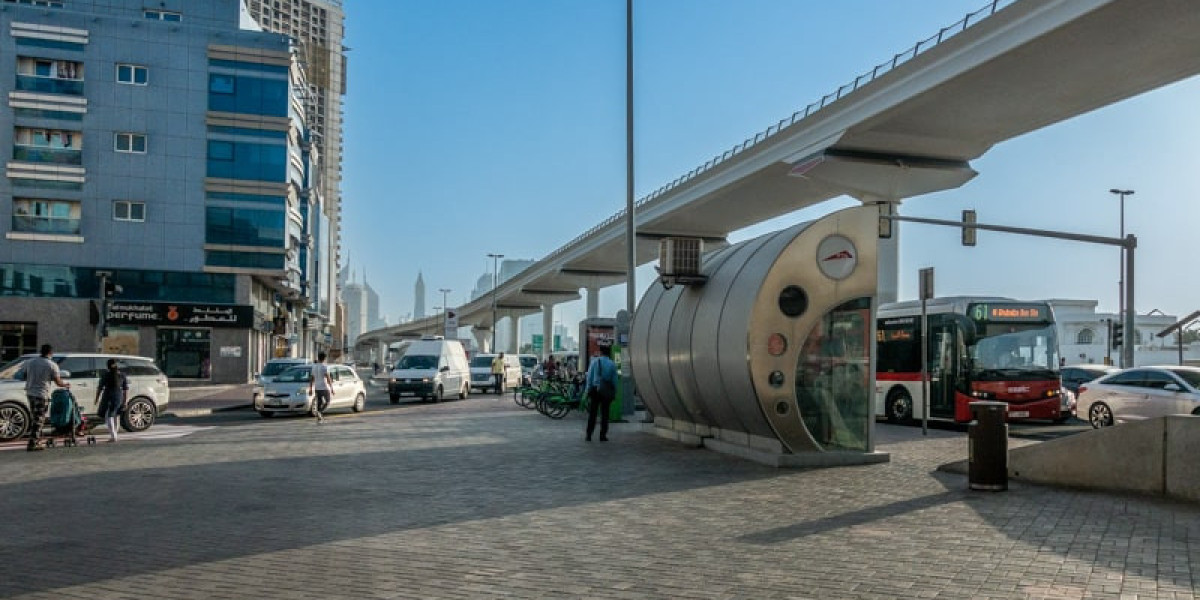 Dubai Metro & Bus Stations: ADCB, Emirates Tower, Ibn Battuta, Dubai Internet City