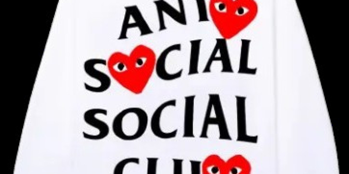 CDG Hoodie UK Drop Guide: Where to Buy It Before It Sells Out
