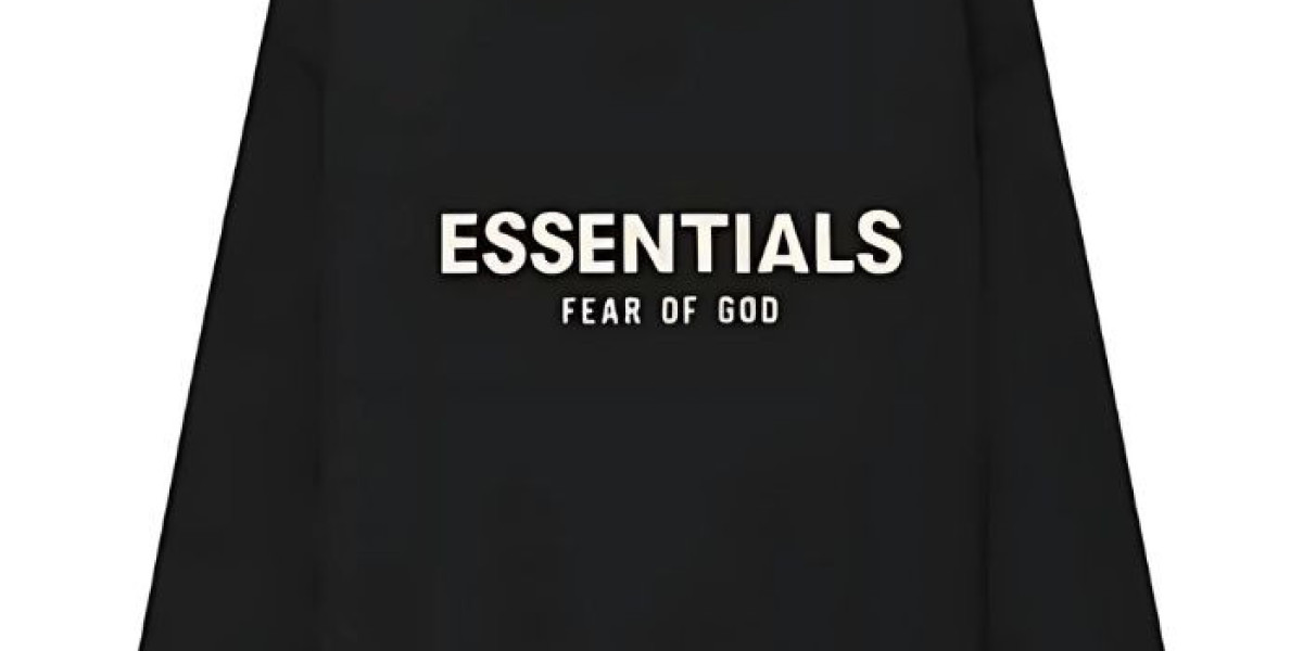 Essentials Shorts for Everyday Comfort and Clean Street Style