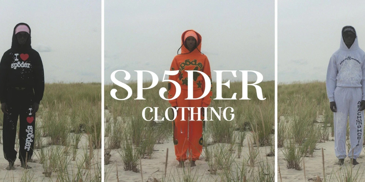 Sp5der Hoodie – A Bold Symbol of Streetwear Evolution