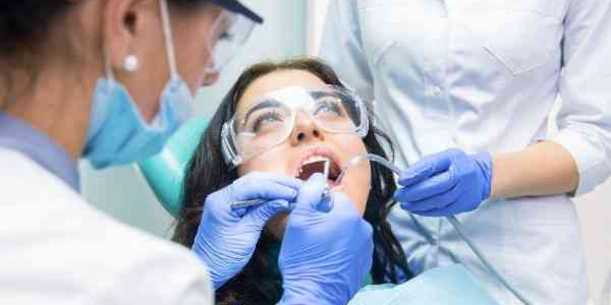 Lost a Front Tooth Before a Big Event? Quick Solutions in Corby
