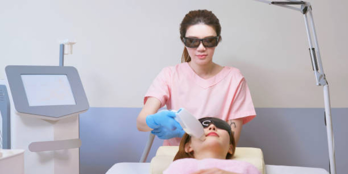 How Q-Switch Laser Improves Lip Texture and Collagen Production?